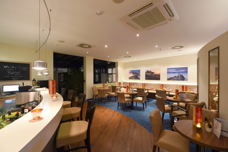 Food & Drinks 5, Amedia Hotel Dresden Elbpromenade by Wyndham, Dresden