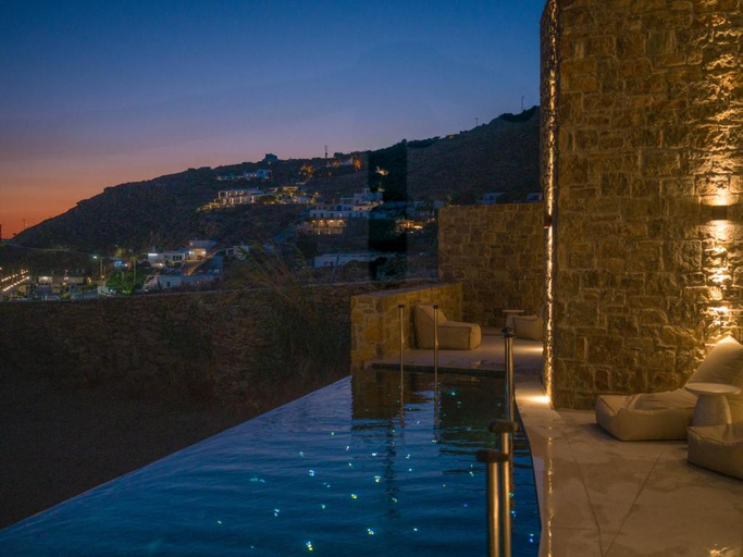 Sport & Beauty 2, Ve Zo Suites Mykonos, South Aegean