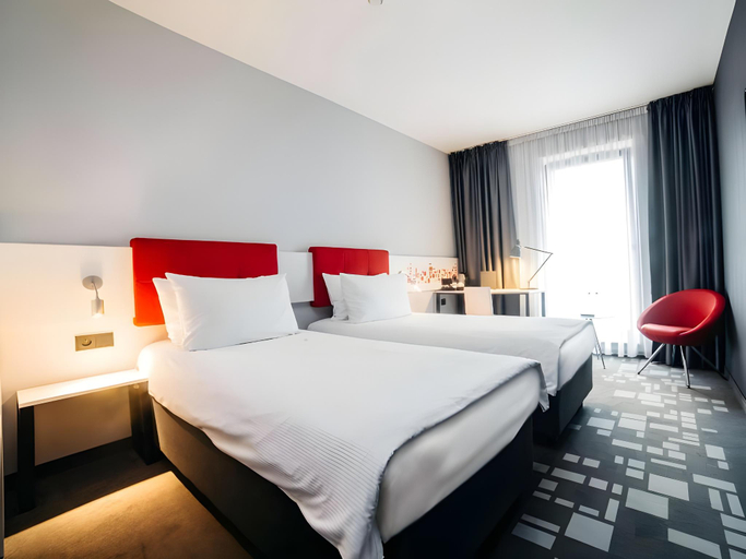 Bedroom 3, Q Hotel Krakow, Kraków City