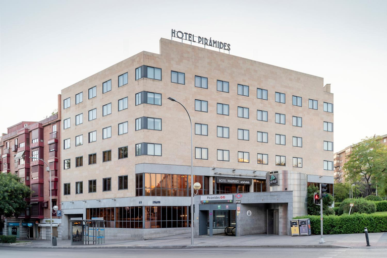 Exterior & Views 2, Hotel Acta Piramides, Madrid
