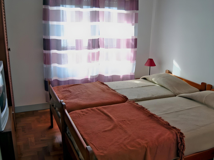 Bedroom 2, Tagus Host, Santarém