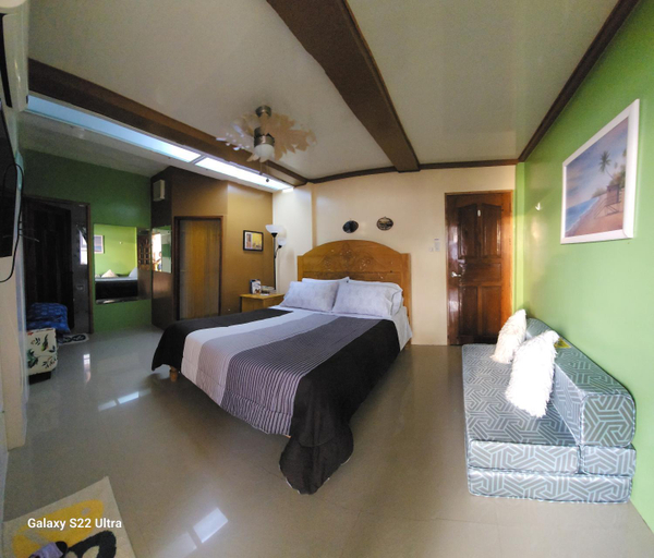 Bedroom, Chue&larry's Beachside Homestay, Tomas Oppus