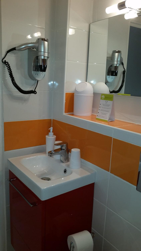 Bathroom 3, Auberge des toques, Alpes-Maritimes