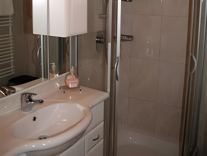 Bathroom 2, Hotel Edelweiss, Schwaz