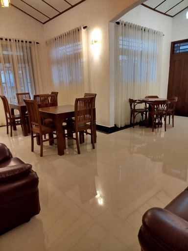 Others 2, Cosy White Palace, Negombo