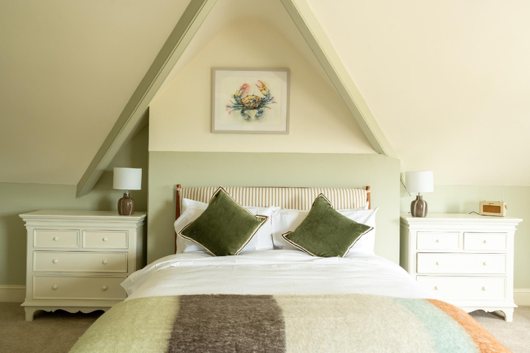 Bedroom 3, The Ox Pub & Rooms, Poole