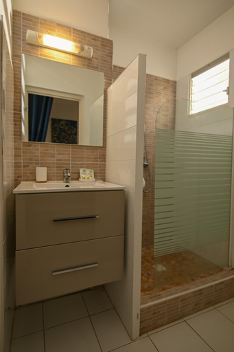 Bathroom, Residence Tropicale, Le Moule