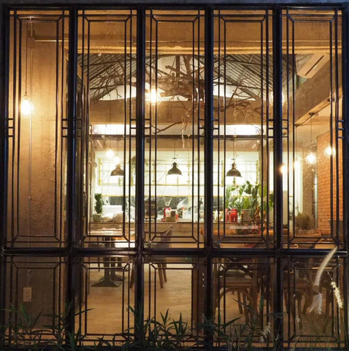 Food & Drinks, Gajib Bed&Breakfast, Bang Khon Ti