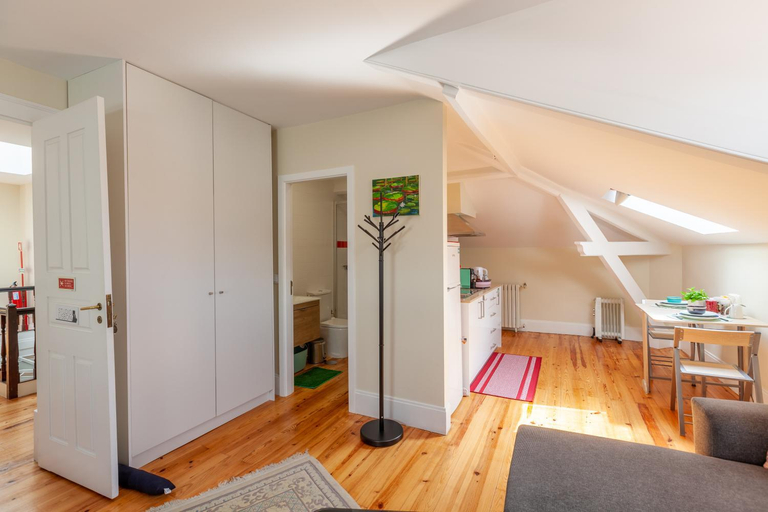 Others 4, Sky Accommodations family Studios and Suites, Coimbra
