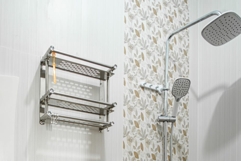 Bathroom 4, Bisma Balcony Homestay, Sleman