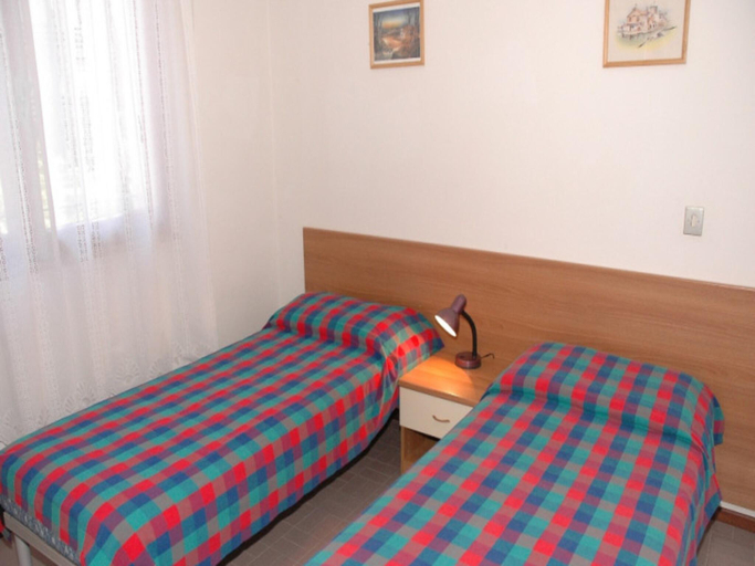 Bedroom 5, Bright villa with garden in Lignano Pineta, Udine