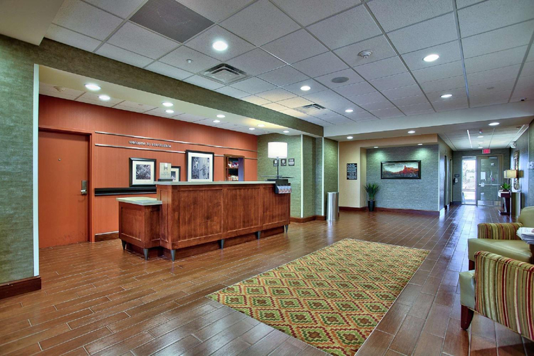 Public Area, Hampton Inn & Suites Scottsdale at Talking Stick, Maricopa