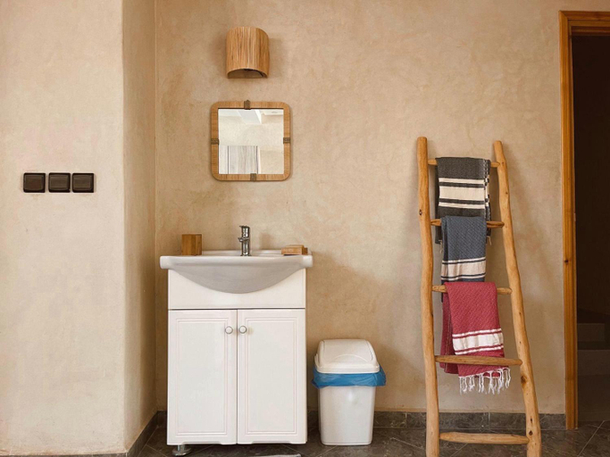 Bathroom 1, Eunoia Houses, Agadir-Ida ou Tanane