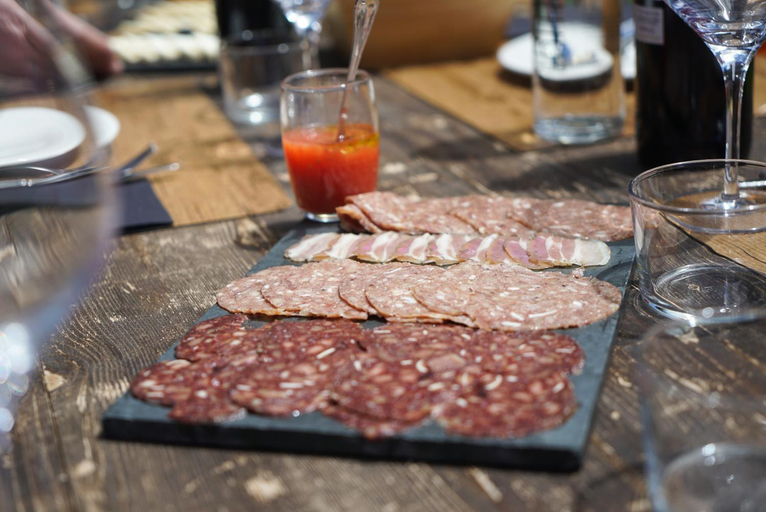 Food & Drinks 5, Borda Conangle Mountain Lodge