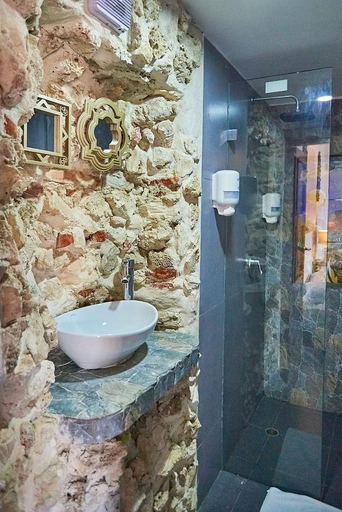 Bathroom 4, Cartagena Legends, Cartagena de Indias