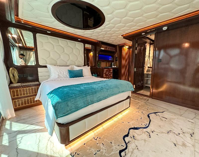 Bedroom 2, Overnight Super Yacht Experience - ORCHID, Yas Island