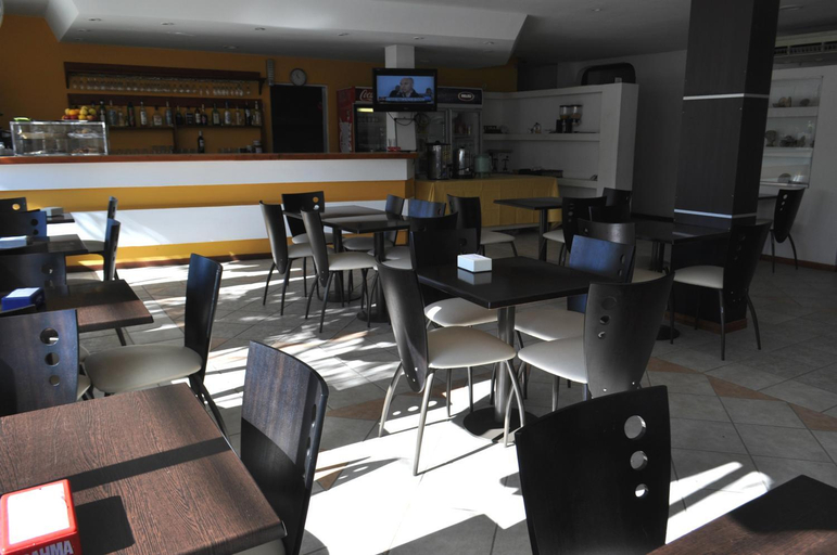 Food & Drinks 5, Hotel La Fontana, Rió Hondo