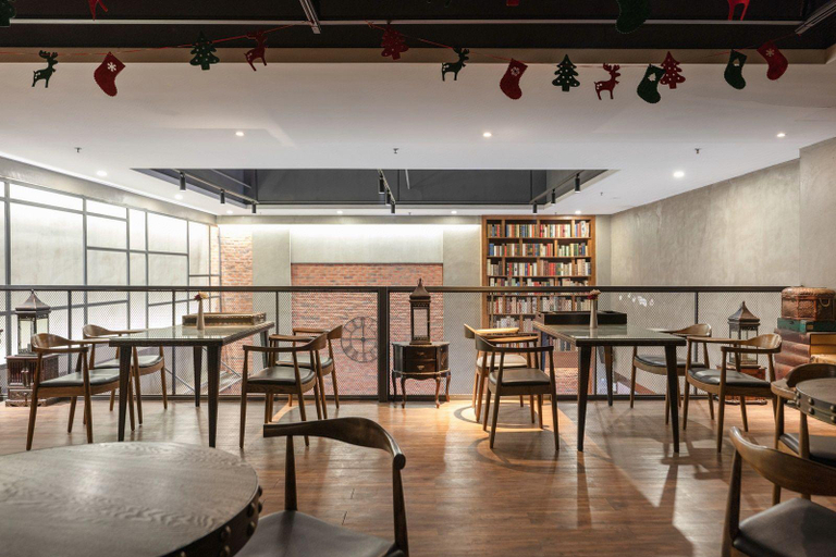 Food & Drinks 4, James Joyce Coffetel Hotel Guangzhou Xiaoping Metro Station, Guangzhou