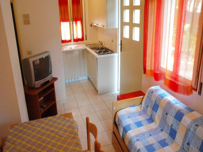 Bedroom 2, Nice house with garden near the beach - Lignano Pineta, Udine