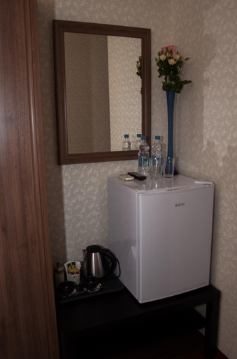 Bathroom 3, Mini Hotel near Theater, Central