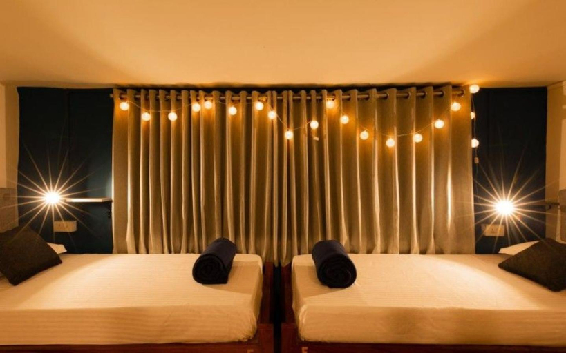Bedroom 2, Locomo Hostel OG - Stay • Work • Eat , Mumbai Suburban