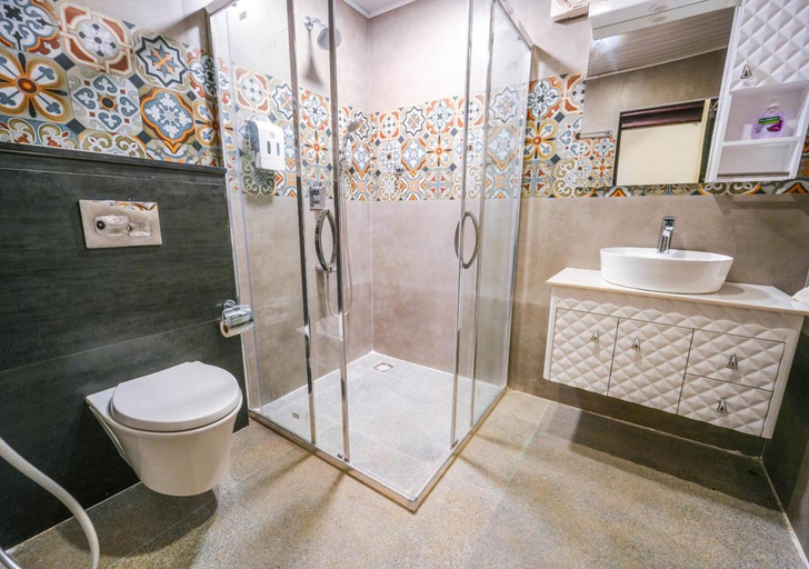 Bathroom 4, Lauriston Villa Ooty by VOYE HOMES, The Nilgiris