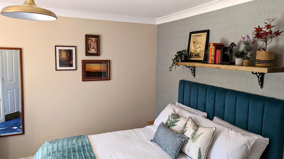 Bedroom 2, Chevrons Living, Hampshire