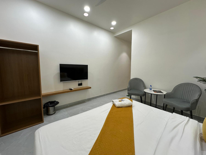 Bedroom 2, Hotel sky way inn, Hisar