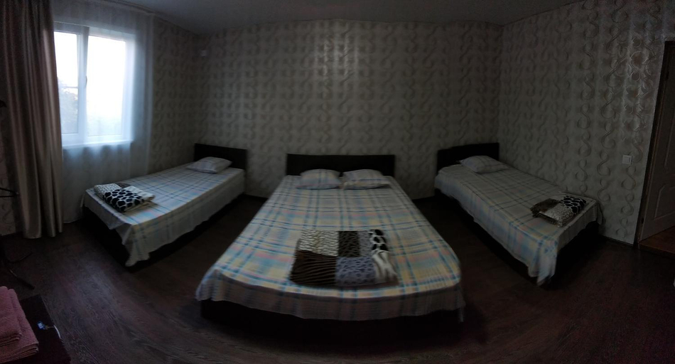 Others 3, Comfort, Bogucharskiy rayon