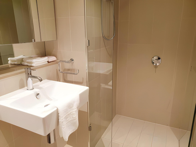 Bathroom 5, Melbourne Lifestyle Apartments - Best Views on Collins, Melbourne