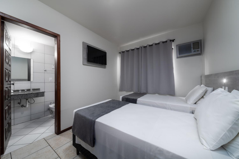 Bedroom 3, Lumar Hotel, Florianopolis