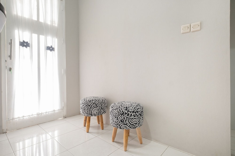 Others 5, OYO 2727 Nareswari Guest House, Magelang
