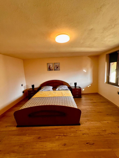 Bedroom 2, CASA Maria, Orlat