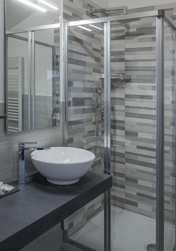 Bathroom, Le Stanze dei Fiori, Bologna