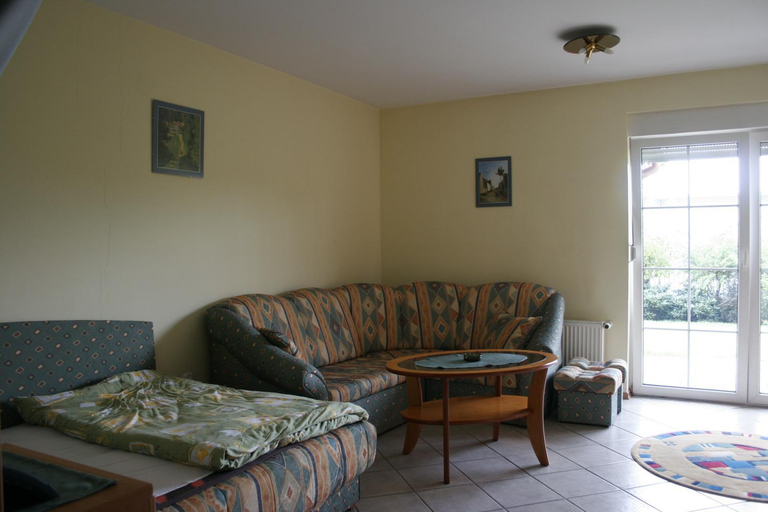 Others 3, Villa Justina, Chojnice