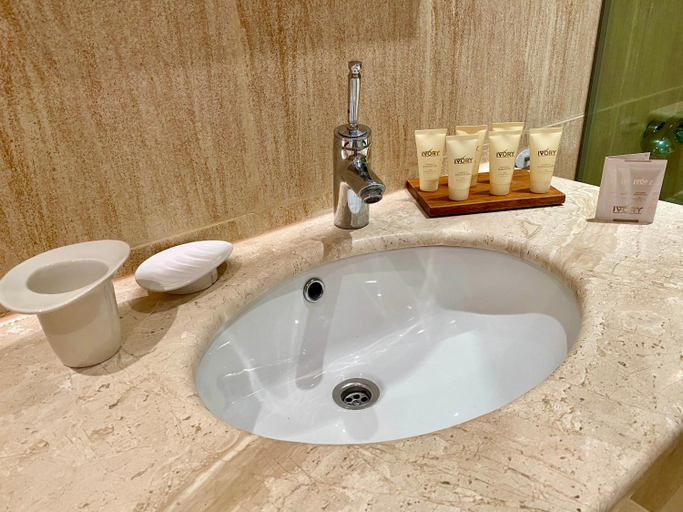 Bathroom 4, LUXURY PENTHOUSE WITH A LAVISH SPA and 2 en-suite bedrooms, Bansko