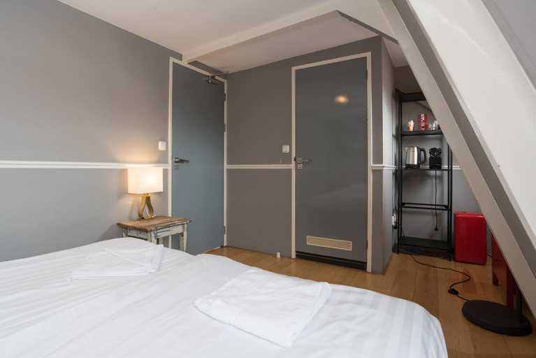 Others 5, Westerpark Suites, Amsterdam