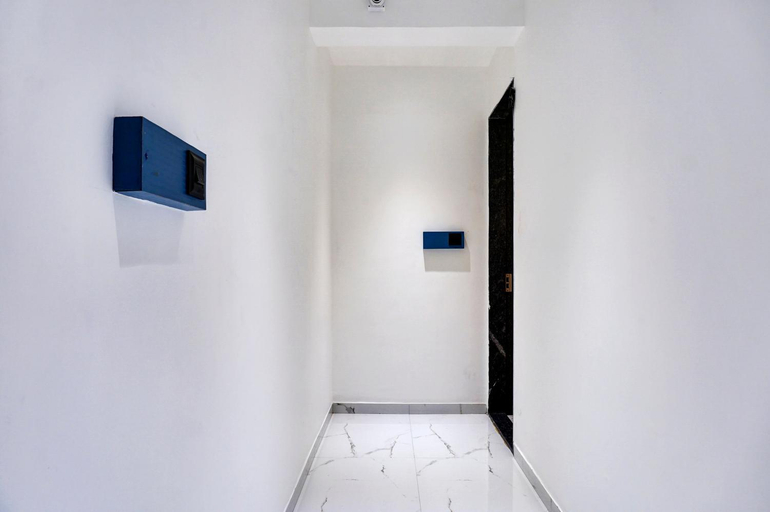 Public Area 2, palm suites baner, Pune