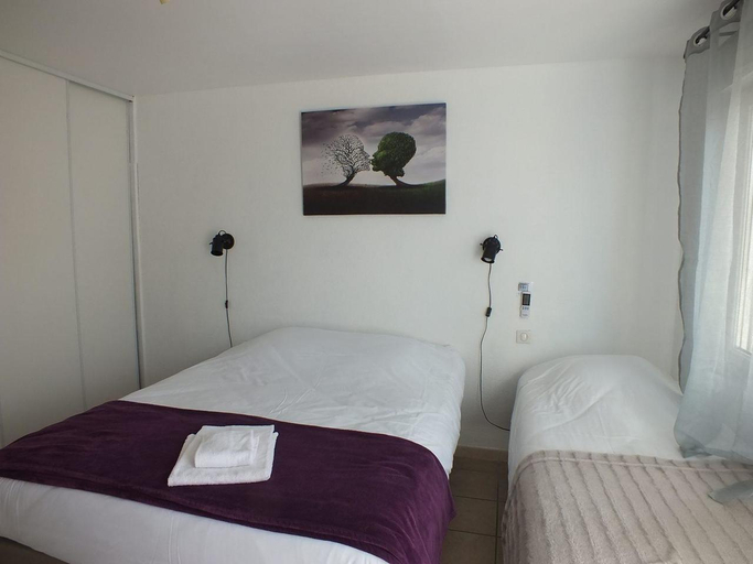 Bedroom 2, Hotel Le Clos Saint Loup, Aude
