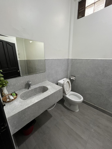 Bathroom, Home Inn, Siem Reap