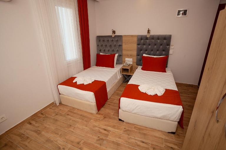 Bedroom 4, Kent Otel, Fethiye