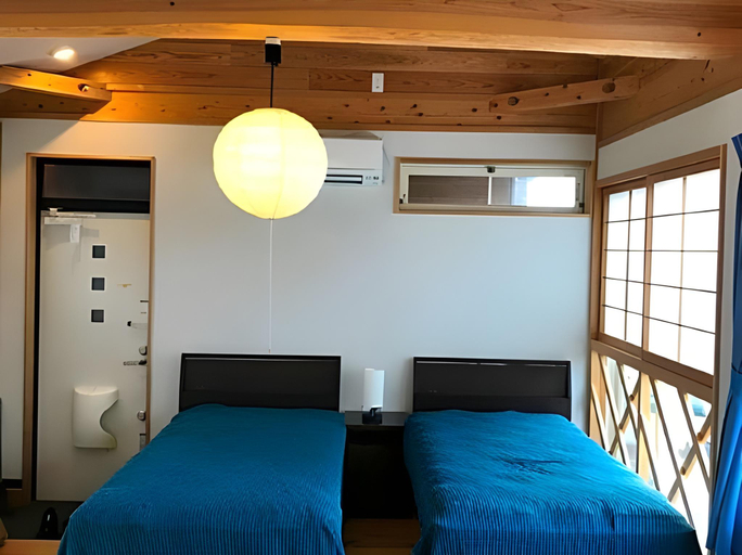 Bedroom, WEST in, Yufu
