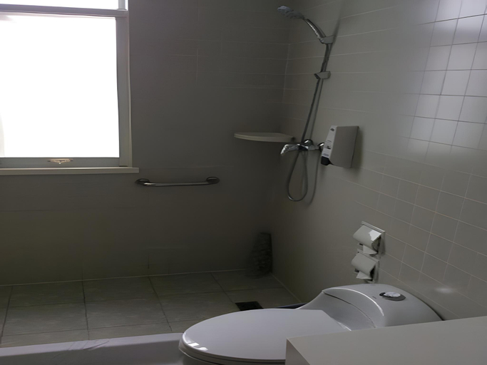 Bathroom, Jinjiang Inn Hohhot Gulou Jiangjunya Shudi Metro Station, Hohhot