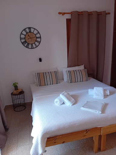 Bedroom 5, Φiloxenia Apartments, Attica