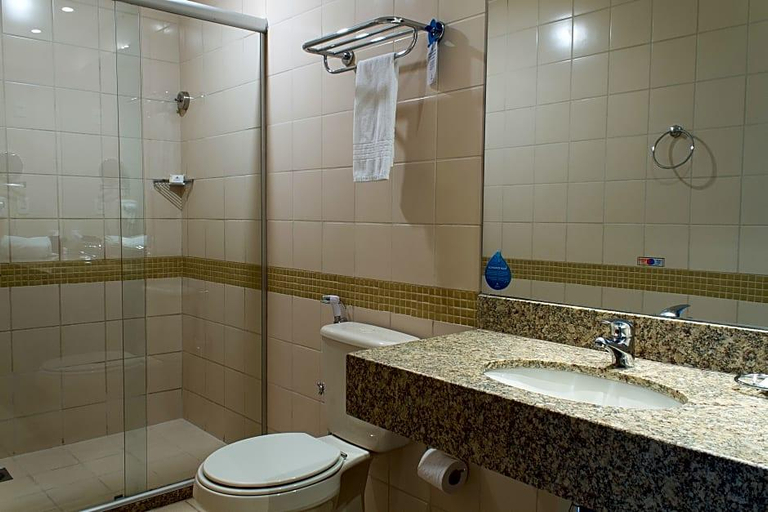 Bathroom 4, Nobile Suites Monumental, Brasília