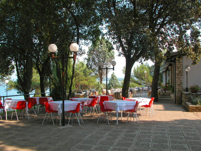 Food & Drinks 3, Camping Brioni, Pula