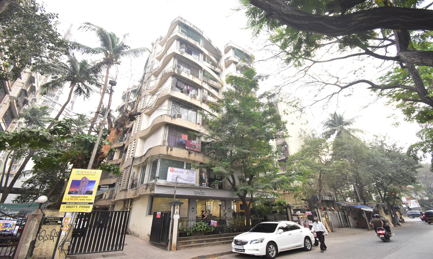 Exterior & Views, Dhanvantari Hotel, Mumbai Suburban