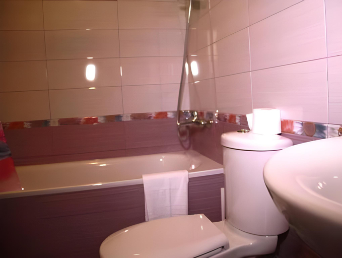 Bathroom 2, Avrora Hotel, Krasnodar gorsovet