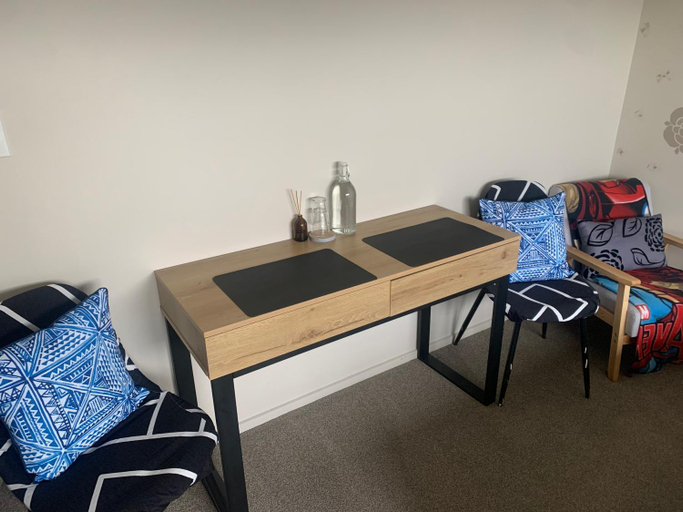 Others 5, KG Ensuite, Palmerston North