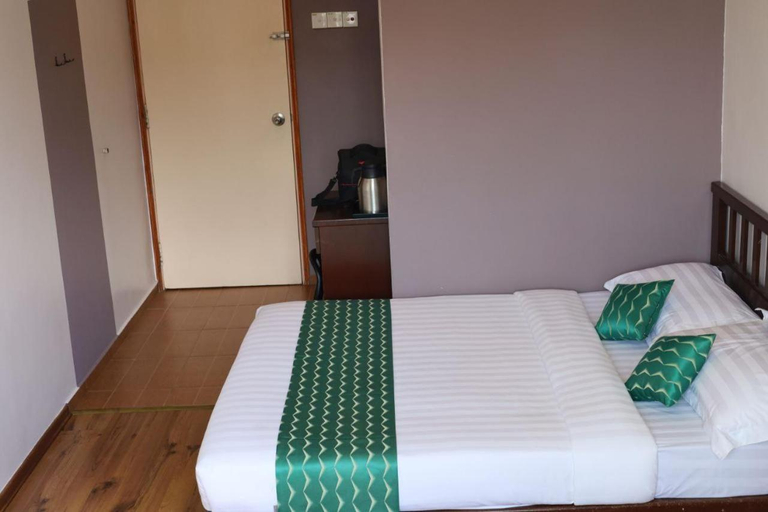 Bedroom 2, Hotel Sentosa, Cameron Highlands